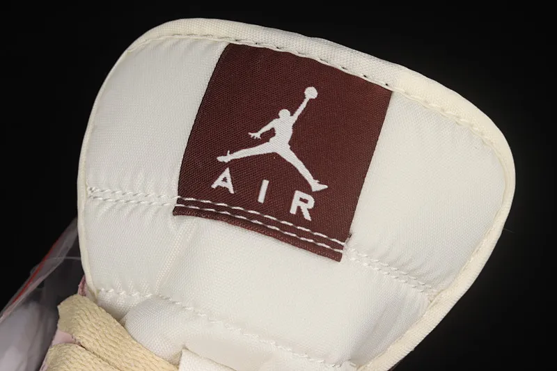 All categories Air Jordan Jordan series basketball shoes Air Jordan 1 Mid Air Jordan 1 Mid AJ1 Joe 1 smoke gray purple red red bean Chinese basketball shoes DO7440-821